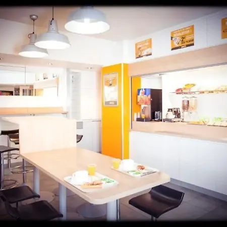 Premiere Classe Angers Est - St Barthelemy D'anjou 2*